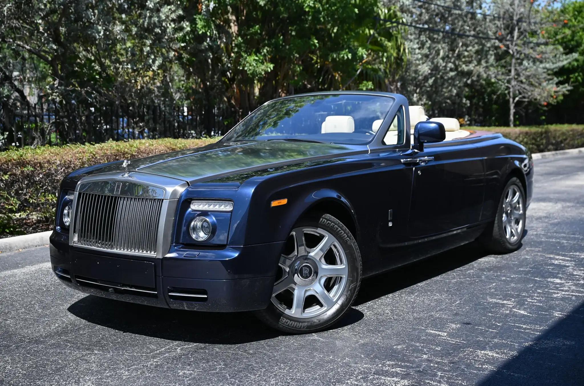 main_image of Rolls Royce Phantom Drophead Coupe