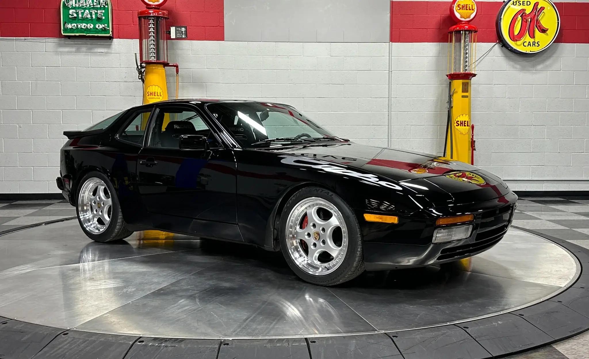 main_image of Porsche 944 Turbo 2.8L Modified