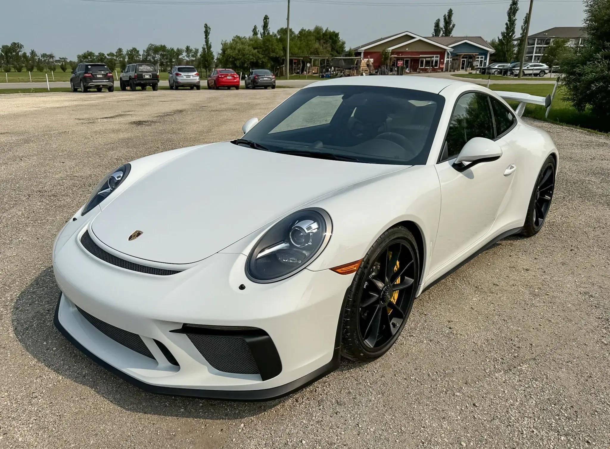 main_image of Porsche 911 GT3