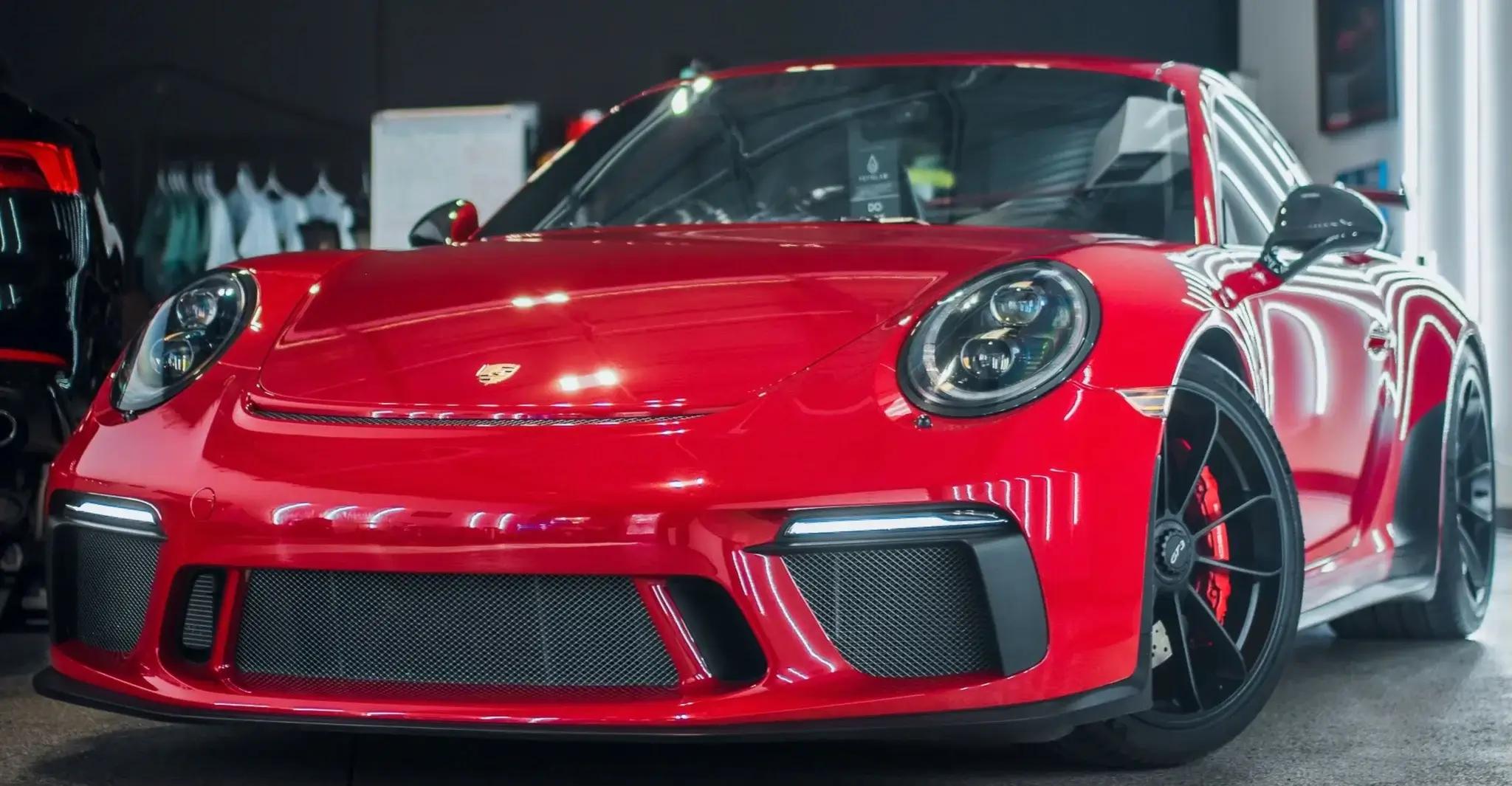 main_image of Porsche 911 GT3