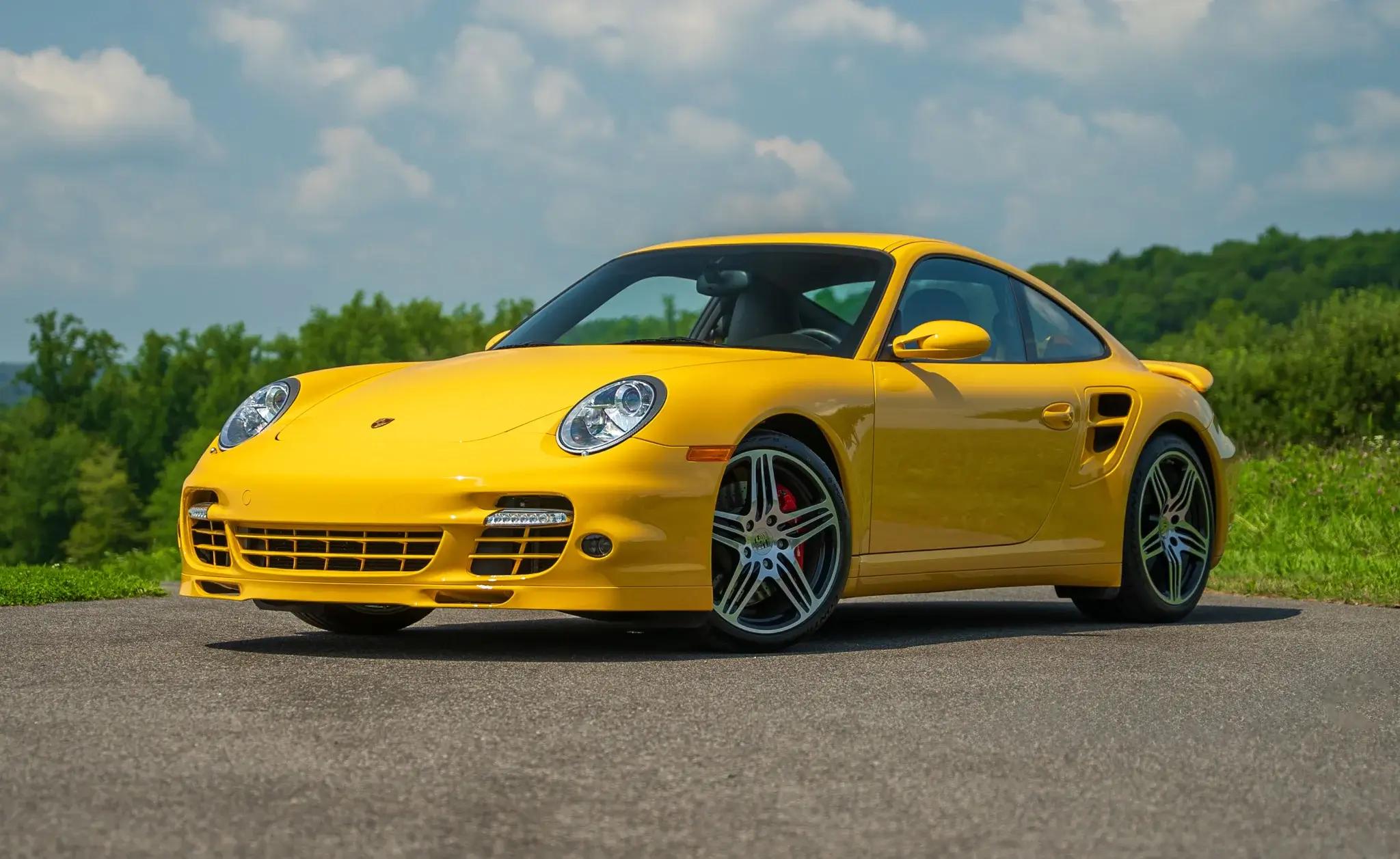 main_image of Porsche 911 Turbo