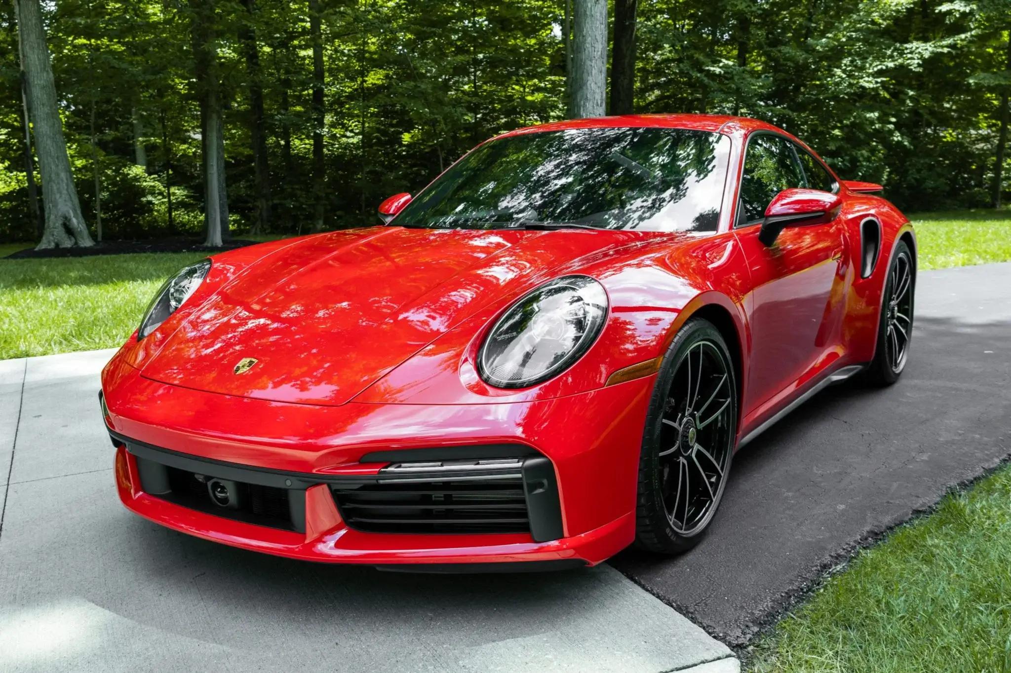 main_image of Porsche 911 Turbo S Coupe