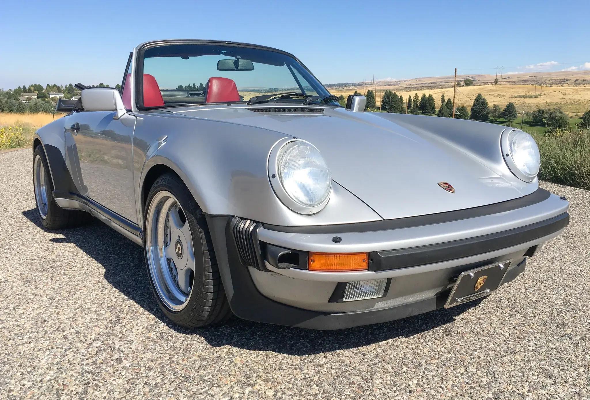 main_image of Porsche 911 Carrera Cabriolet